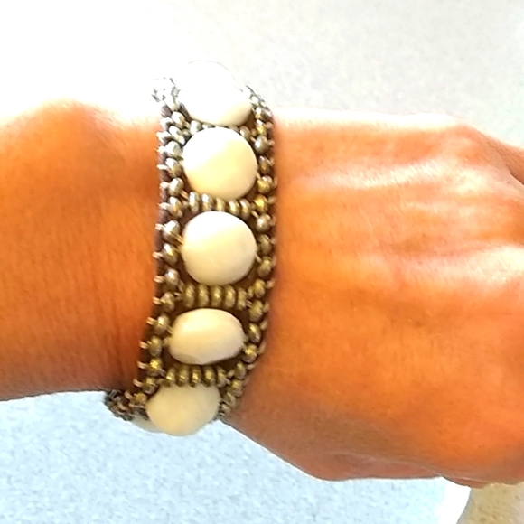 American Eagle Outfitters Jewelry - American Eagle Outfitters beaded bracelet.